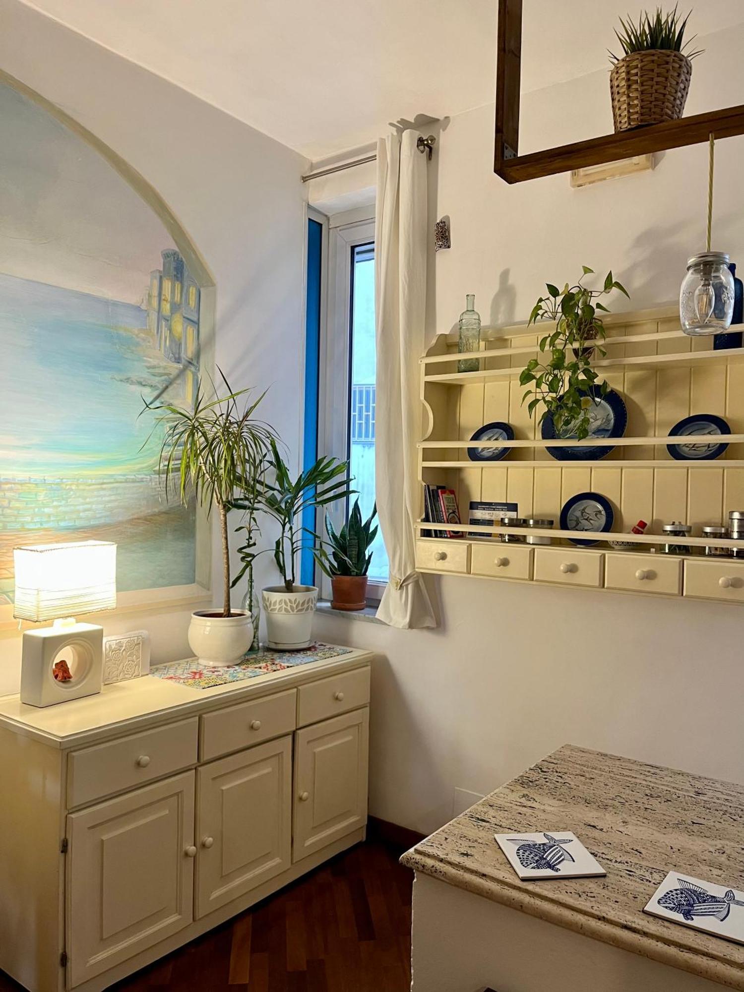 Casa Vacanze Seahorse 살레르노 외부 사진